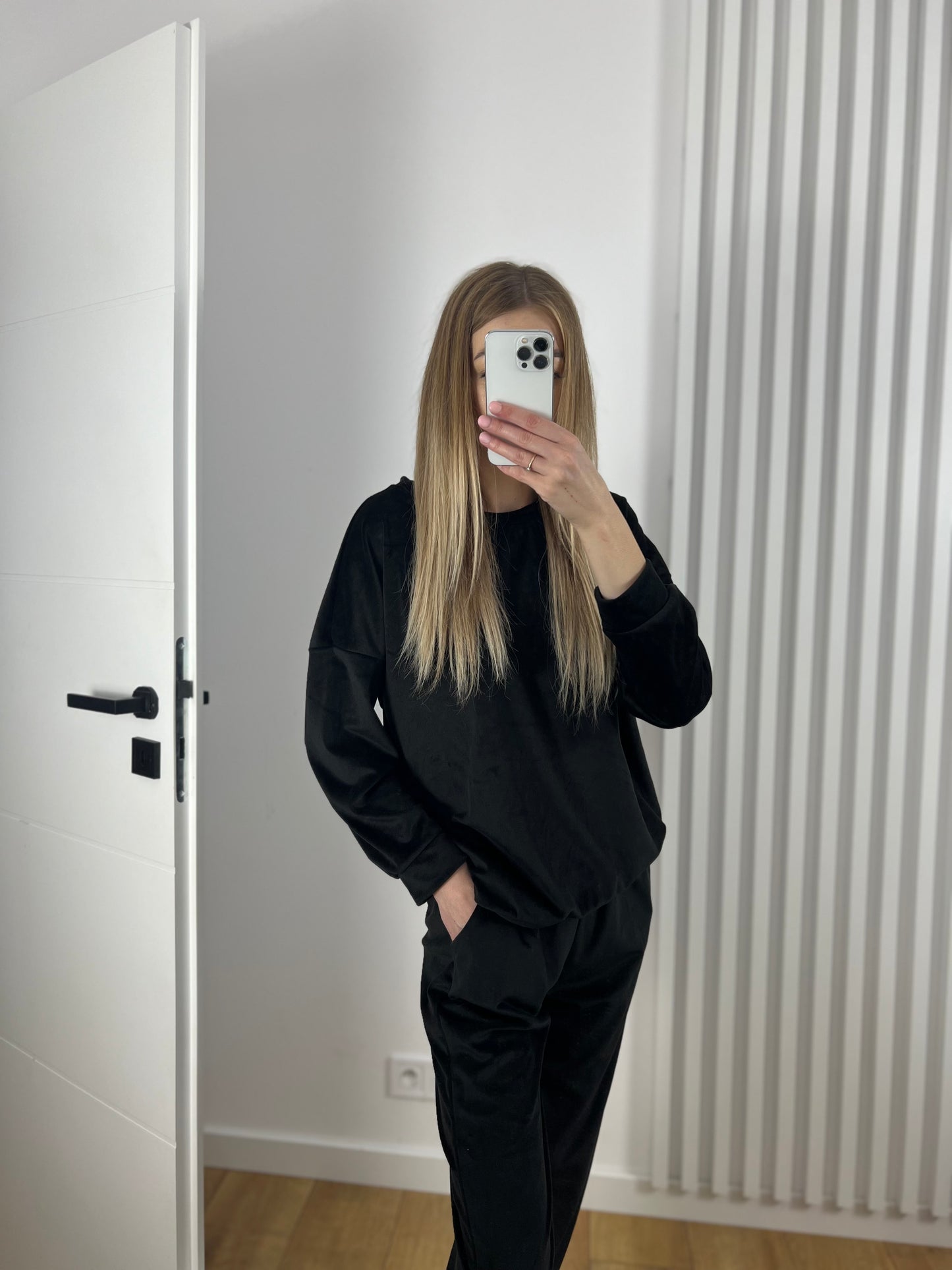 Dres welur czarny
